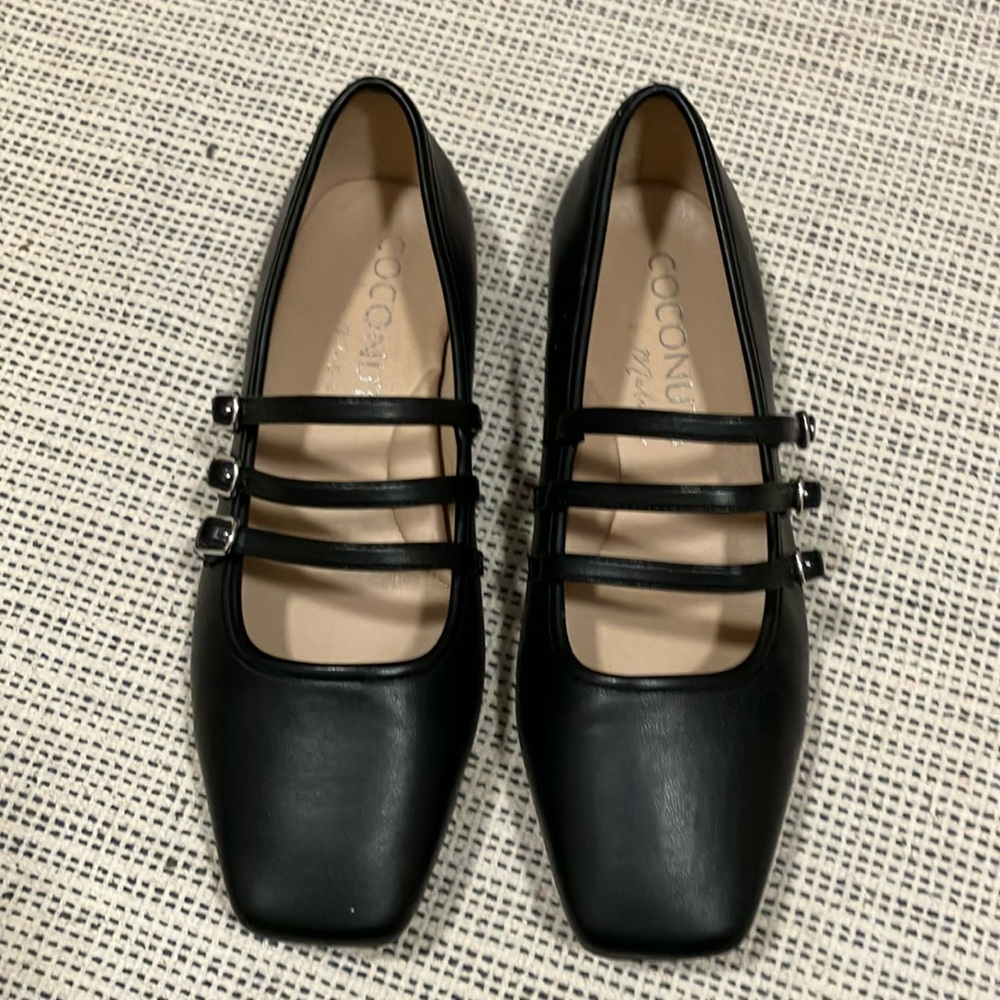 Women’s Mary Jane Square Toe 3 Silver Buckle Black Flats